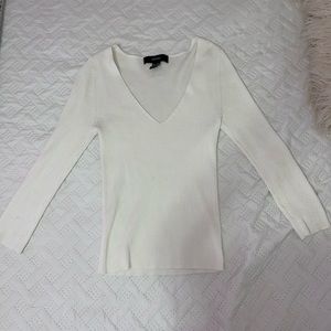 white quarter sleeve !